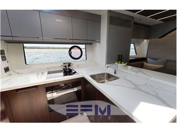 SUNSEEKER PREDATOR 74