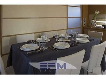 FERRETTI 780