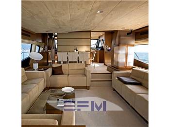FERRETTI 780