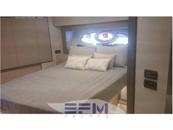 PERSHING 62