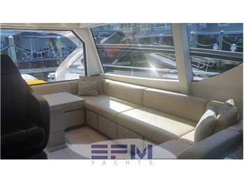 PERSHING 62