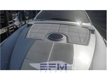 PERSHING 62