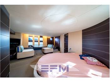 AZIMUT 68 S