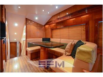 HATTERAS 64 CONVERTIBLE
