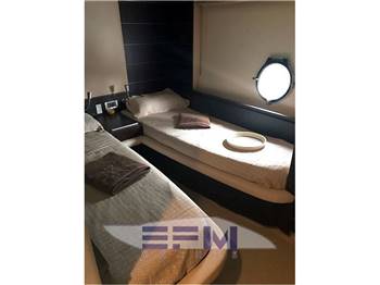 AZIMUT 68 S