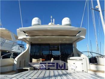 AZIMUT 68 S