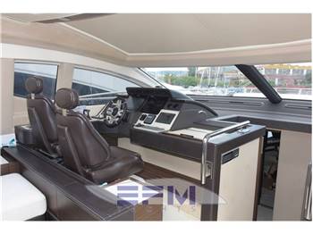 AZIMUT 72 S