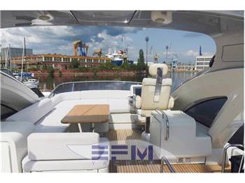AZIMUT 72 S