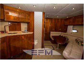 SUNSEEKER PREDATOR 62