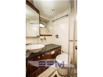 SUNSEEKER PREDATOR 62