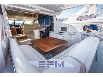 SUNSEEKER PREDATOR 62