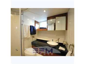 Sunseeker Predator 72 ht