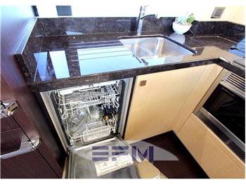 SUNSEEKER 65 MANHATTAN