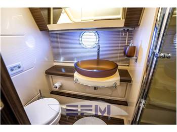 AZIMUT 54 FLY