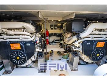 AZIMUT 54 FLY