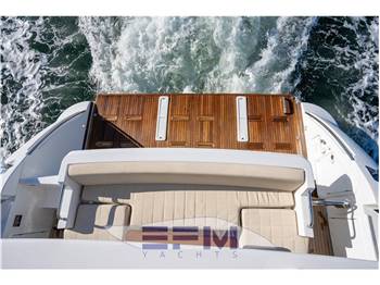 AZIMUT 54 FLY