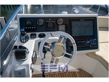 AZIMUT 54 FLY