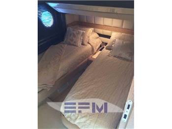 AZIMUT 64 FLY