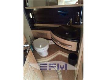 AZIMUT 64 FLY