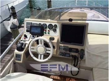 AZIMUT 64 FLY