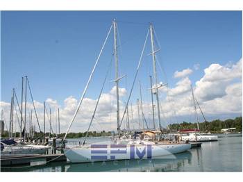 SISTER SHIP FOTO