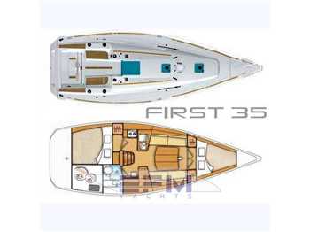 Beneteau First 35