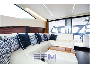 SUNSEEKER 68 SPORT YACHT