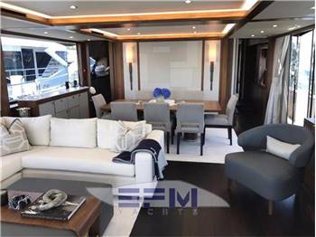 SUNSEEKER 95 YACHT