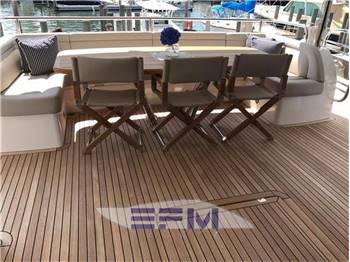 SUNSEEKER 95 YACHT