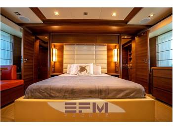 AZIMUT 78 FLY