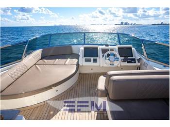 AZIMUT 78 FLY