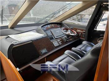 PRINCESS YACHTS 67