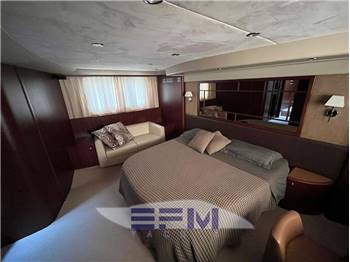 PRINCESS YACHTS 67