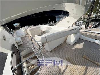 PRINCESS YACHTS 67