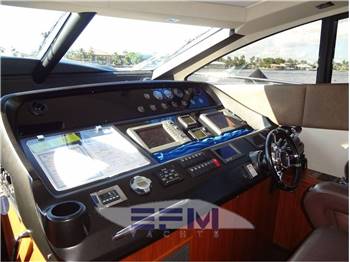SUNSEEKER PREDATOR 52