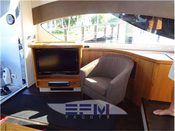 SUNSEEKER PREDATOR 52