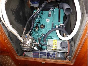 WAUQUIEZ CENTURION 41 S