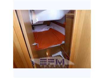 Jeanneau 42i