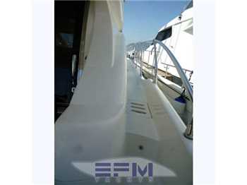 Azimut 62