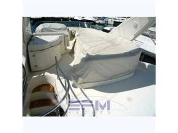 Azimut 62