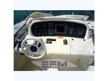 Azimut 62