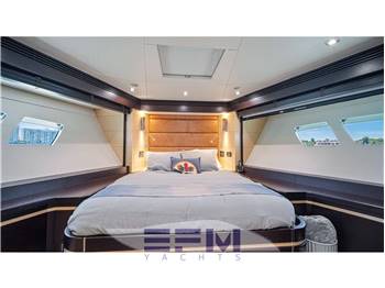 SUNSEEKER PREDATOR 80