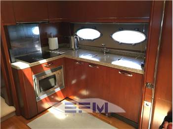 PRINCESS V70