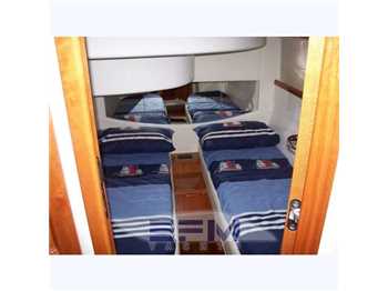 Pershing 46