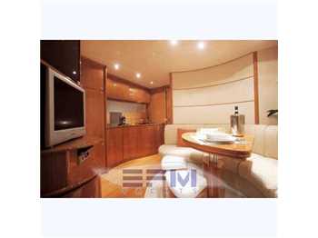 Pershing 46