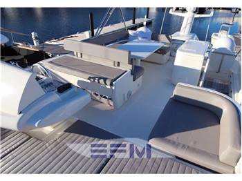 FERRETTI 690