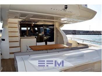 FERRETTI 690