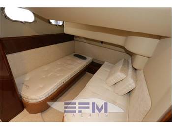 PRINCESS YACHTS 42 FLY
