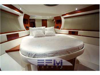 CANTIERI DEL'ADRIATICO PERSHING 50