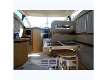 Azimut spa 38 fly